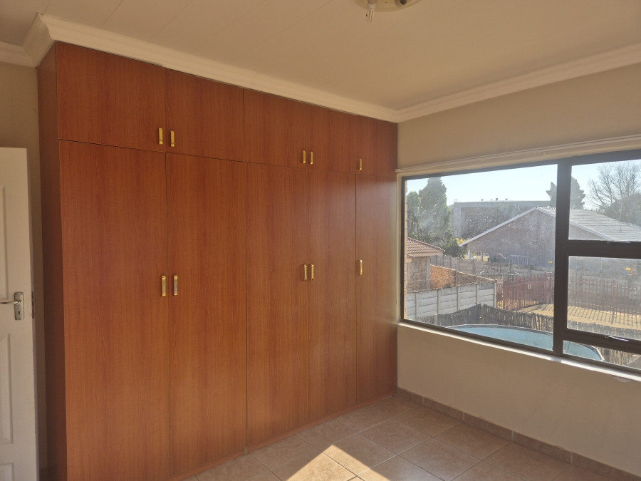 2 Bedroom Property for Sale in Flamwood North West